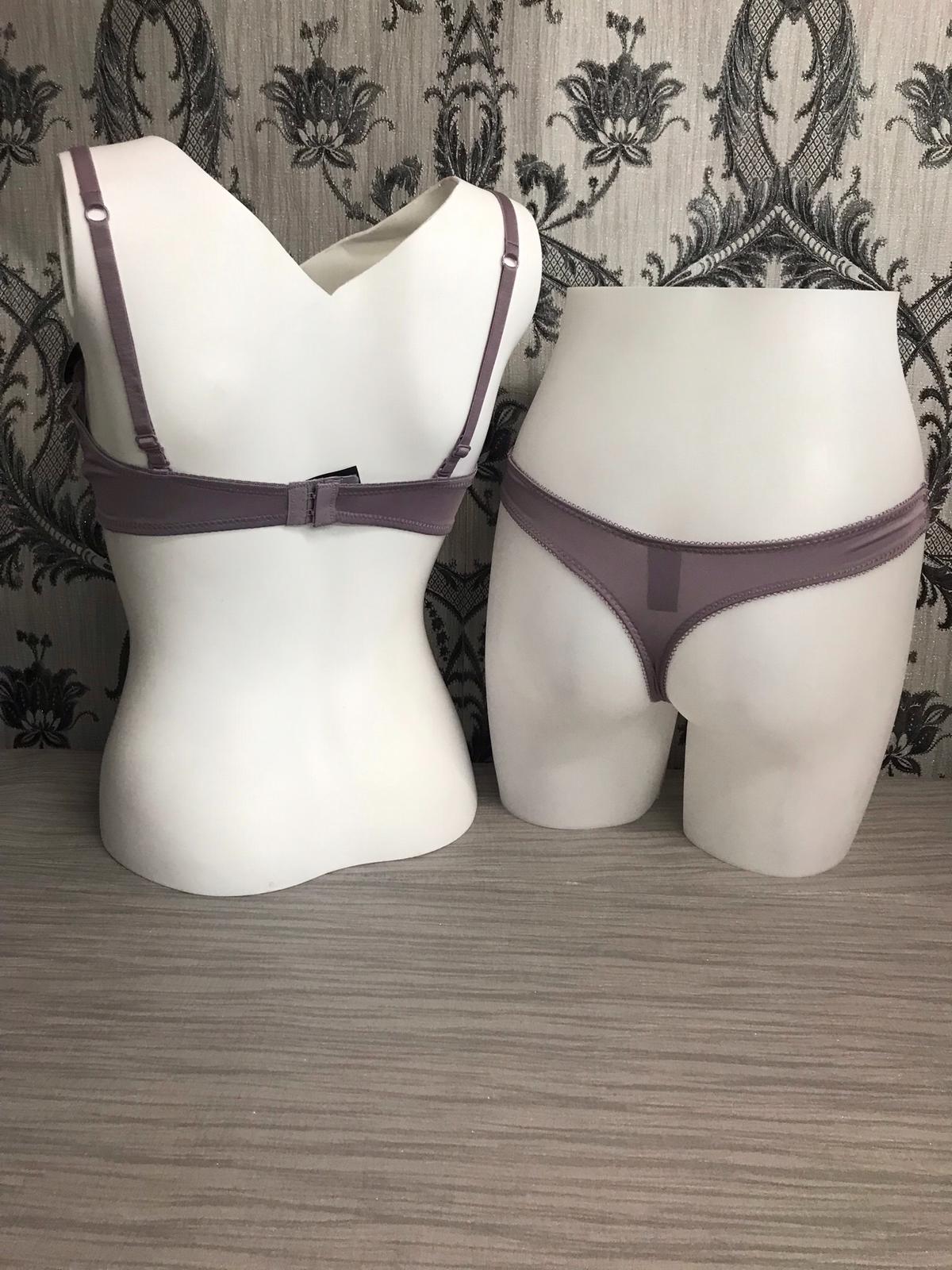 P124856-GRY So Dramatic Throng