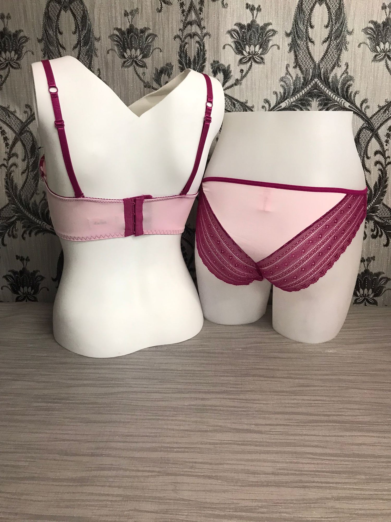 P134967-PNK Top bikini de rayas de cordones