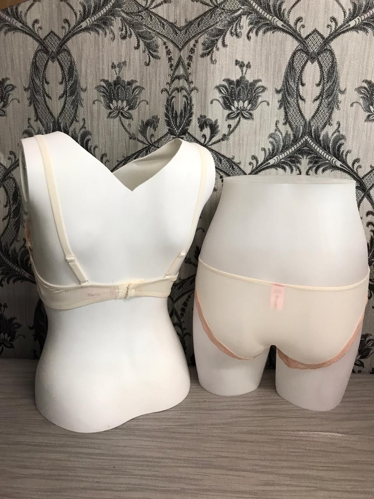 P135088-DEW Sophies Bikini especiales