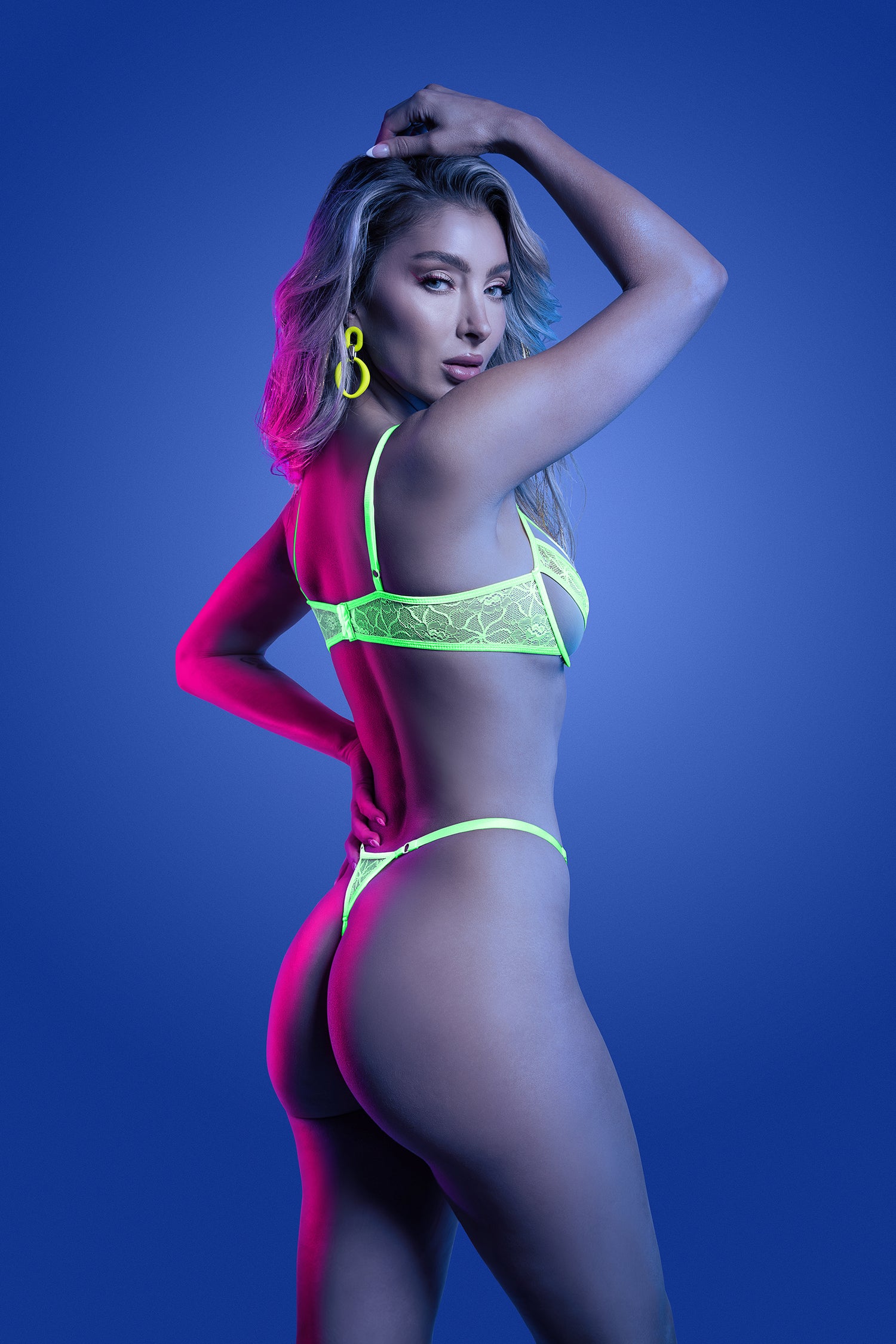 FL-GL2547 MIND CONTROL UV reactive lace and mesh paneled underwire bra and panty