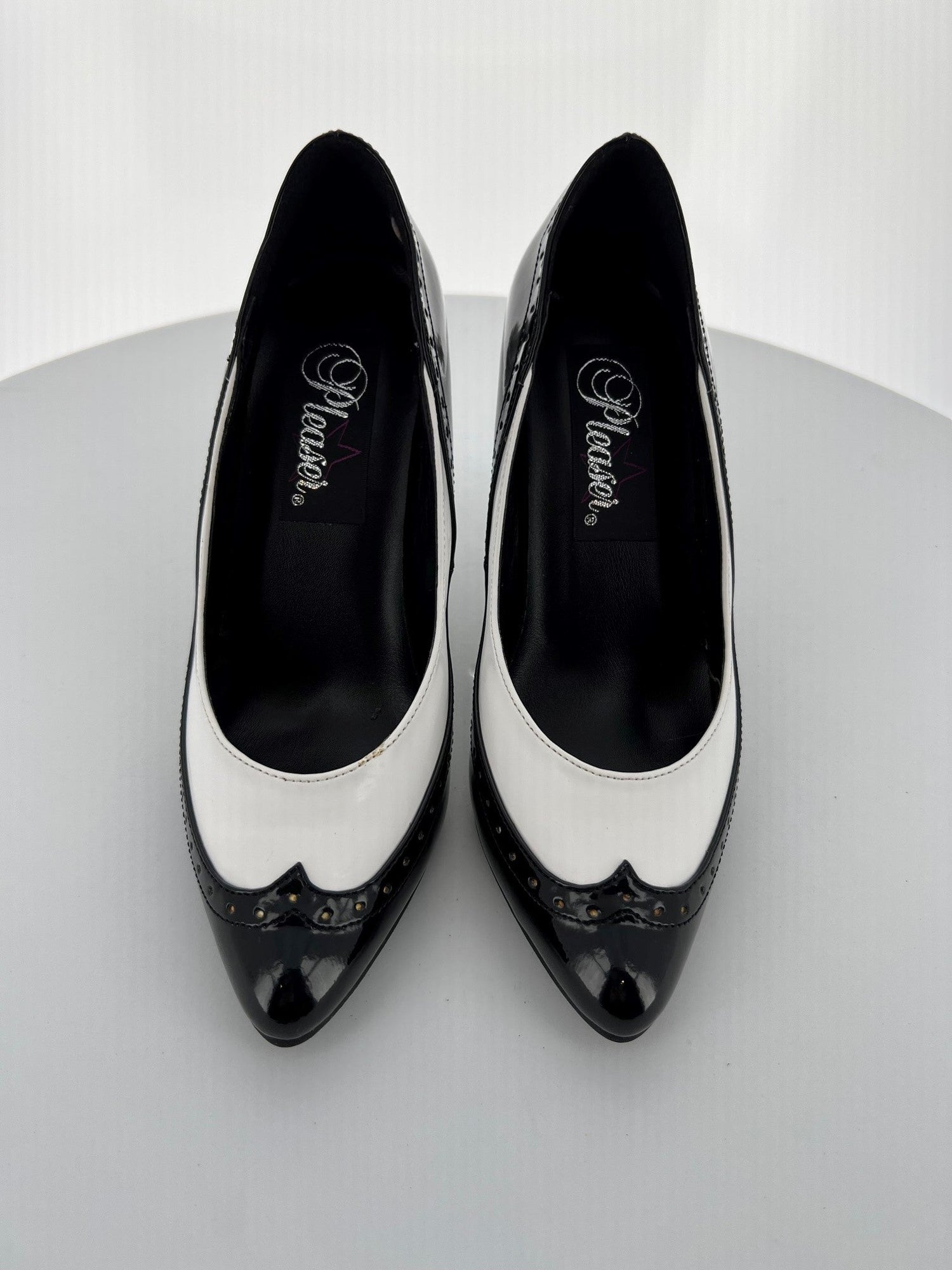 VANITY-425 Black and White Stiletto Heel Shoes