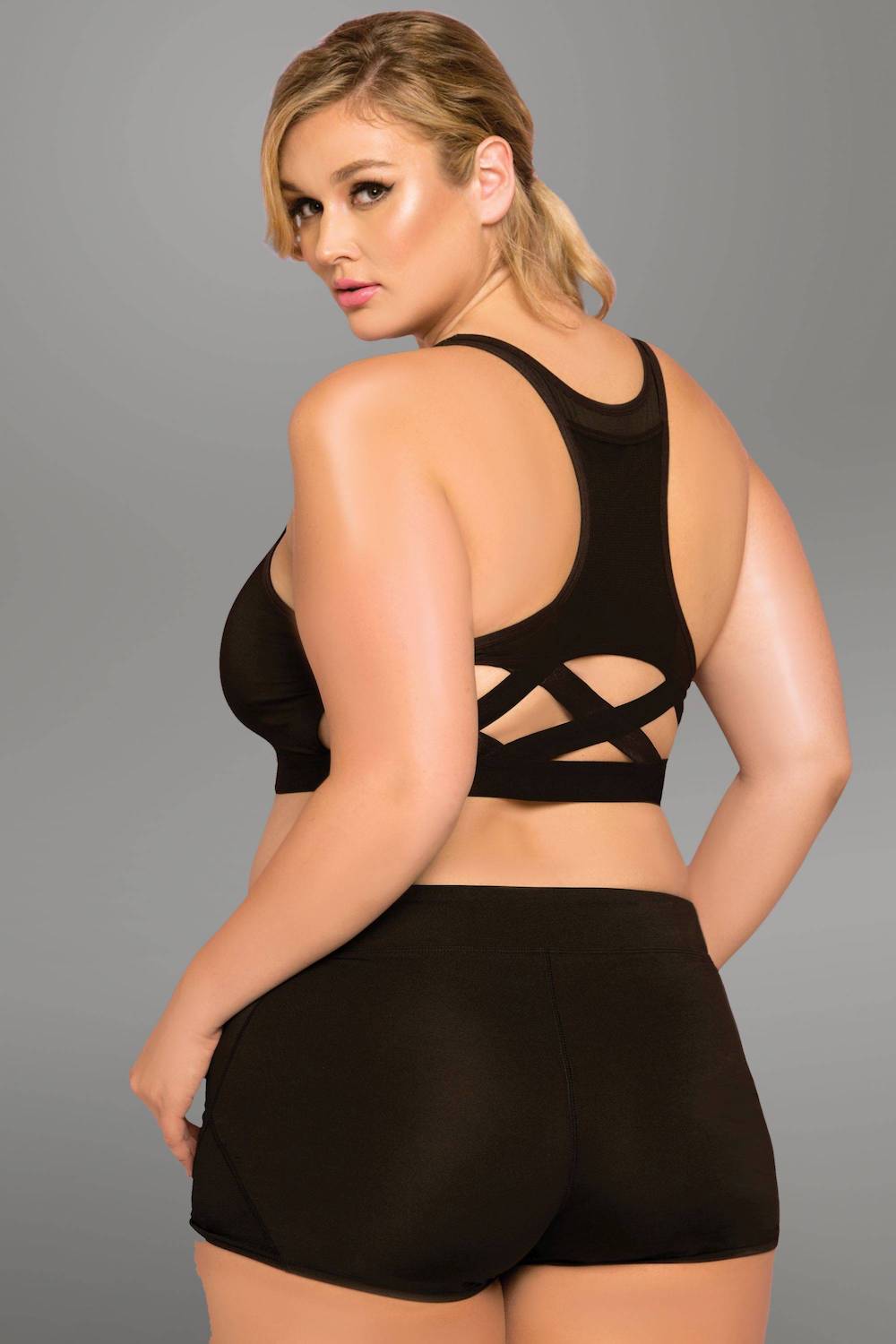 stm30130x Seven Til Midnight SALE Lingerie score more sports bra w netting inserts black