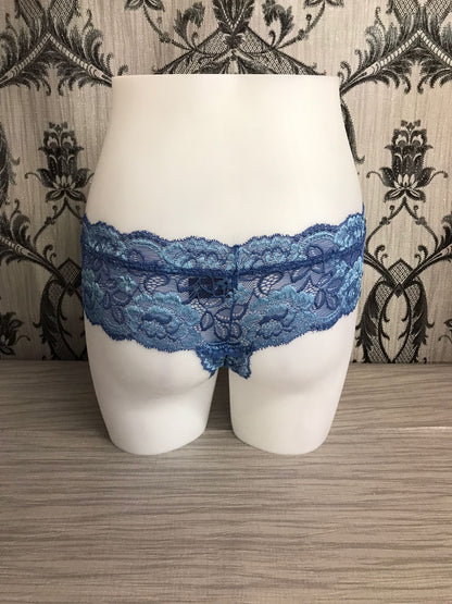 156314-BBLU Just A Pretty Lace Hipster