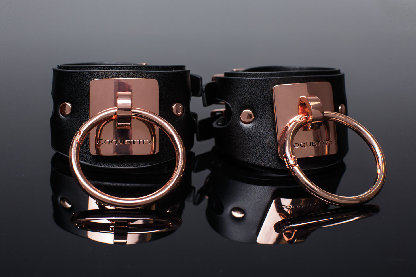 CQ22526-BLK Cuffs Black