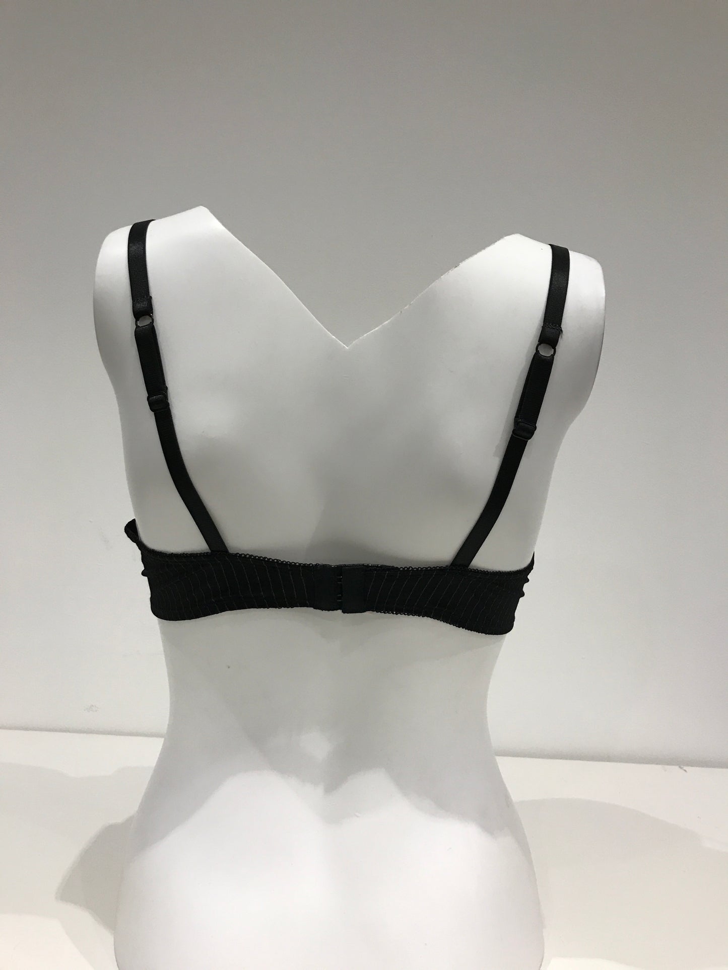 B21877-1697B-BLKP-36C