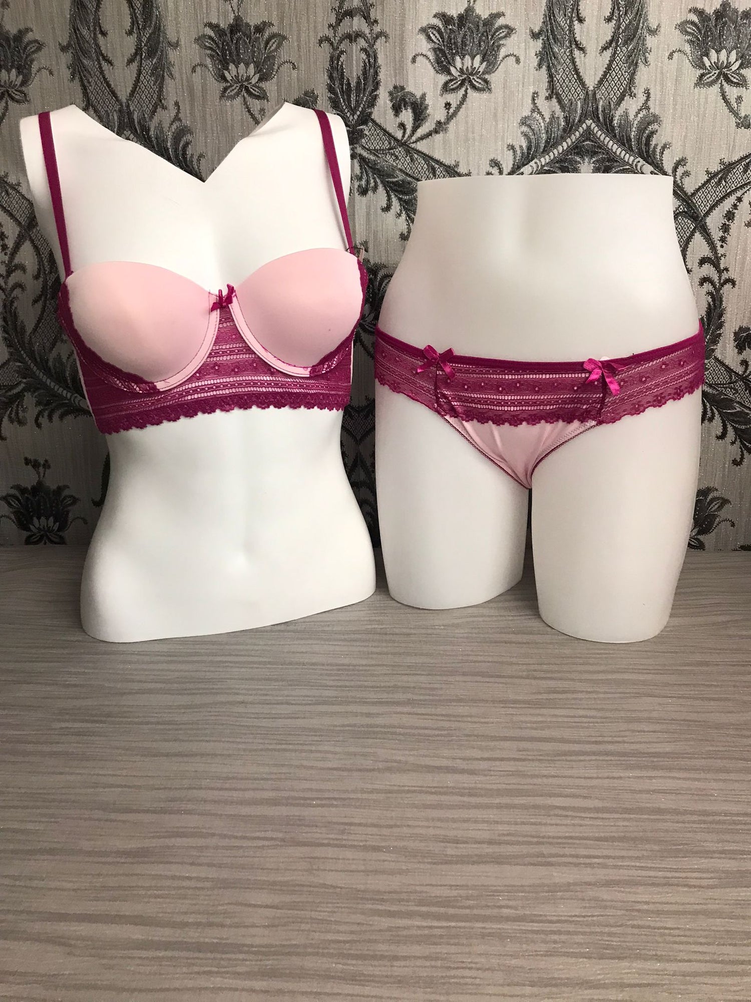 P134967-PNK Lazerse strepen Bikini Top