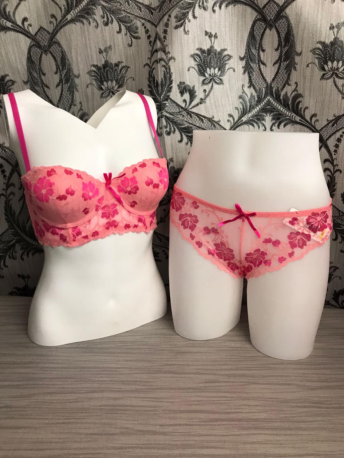 B25216-FPNK Crossing Over Longline Bra