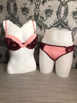 P125200-FPNK El fondo se separa