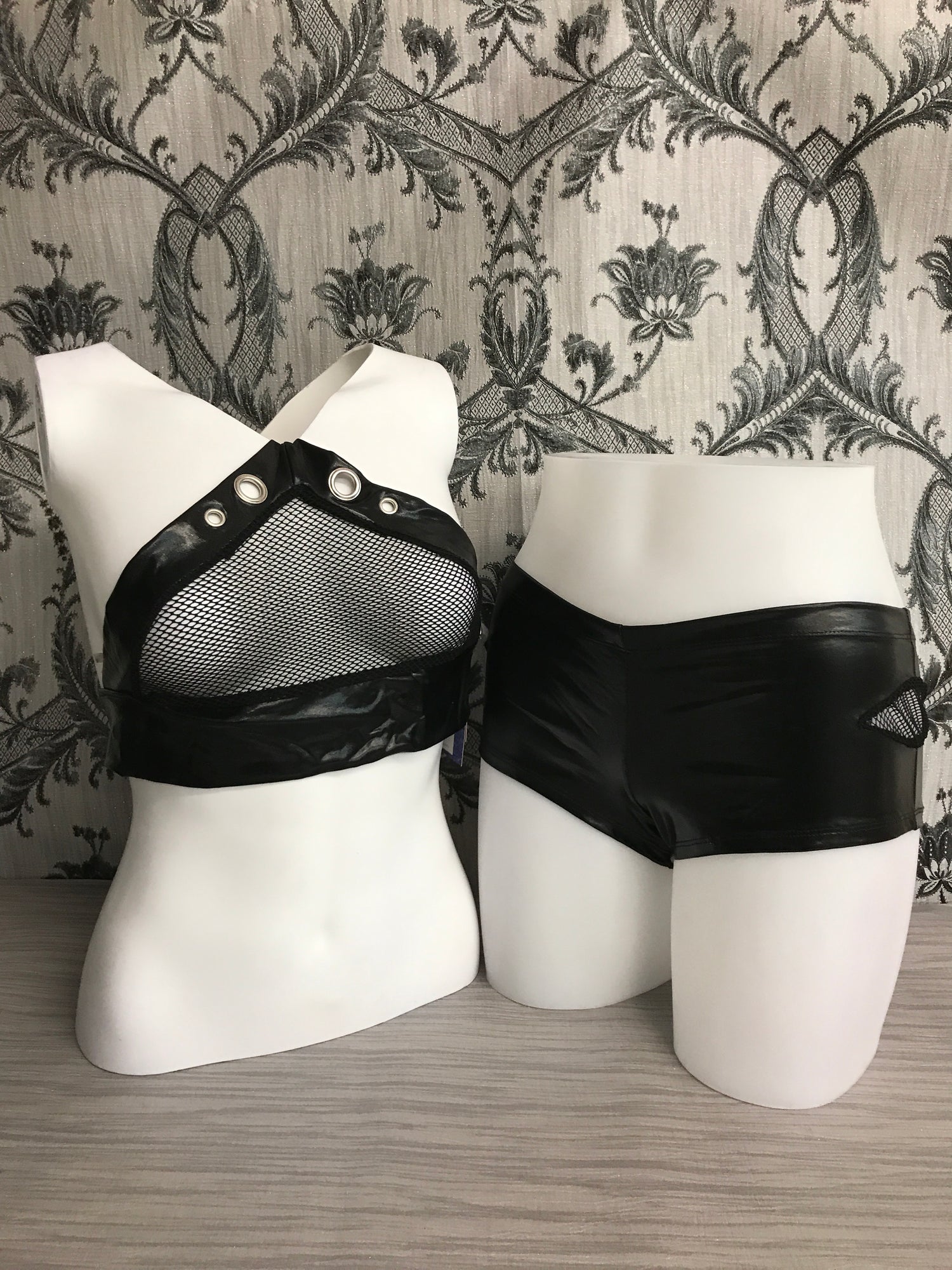 RV-OW813-BLK Hotpants Lingerie Set