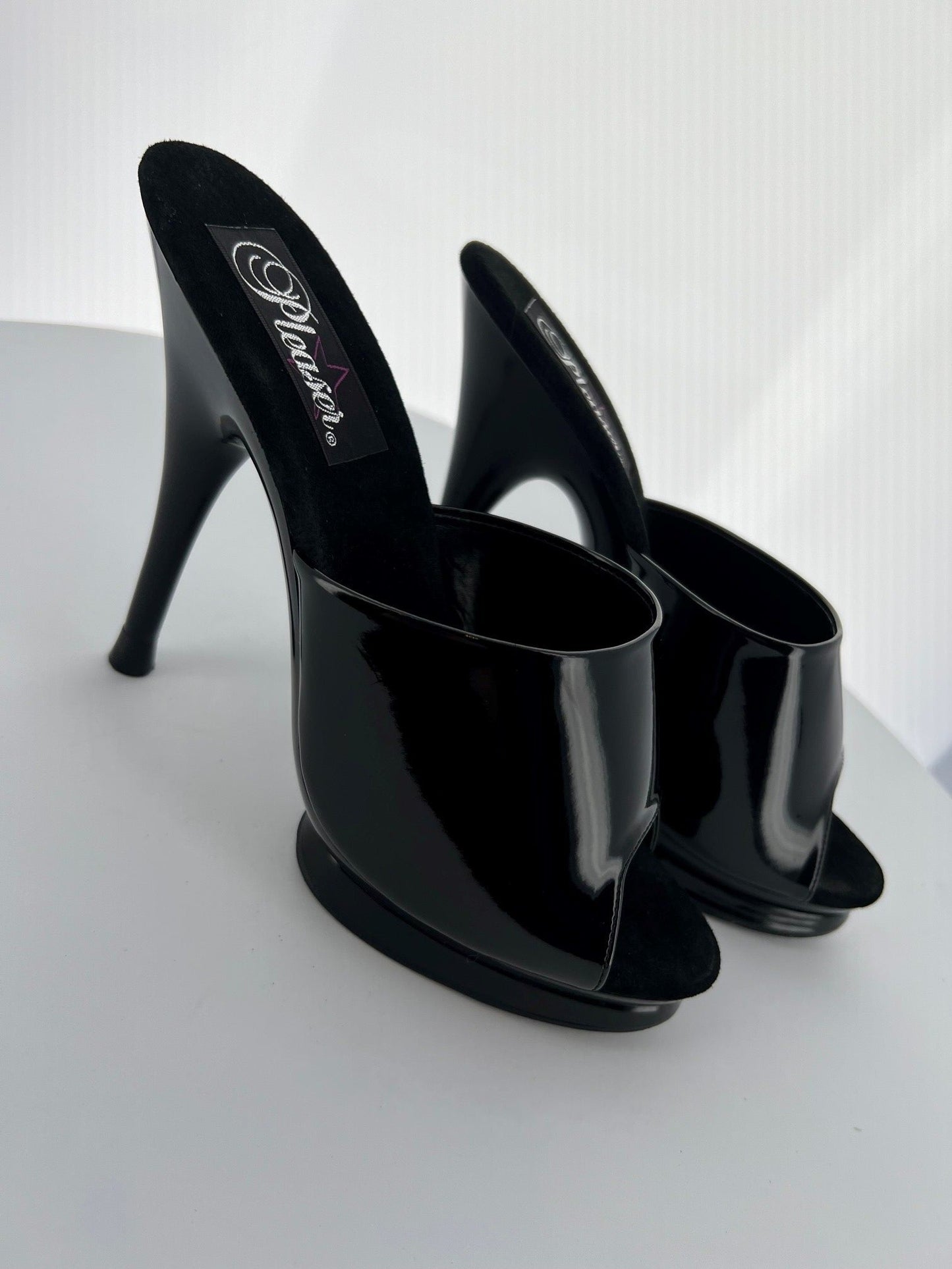 STARLET-501 Pleaser Blk/Blk Patent High Heel Alternative Footwear Discontinued Sale Stock