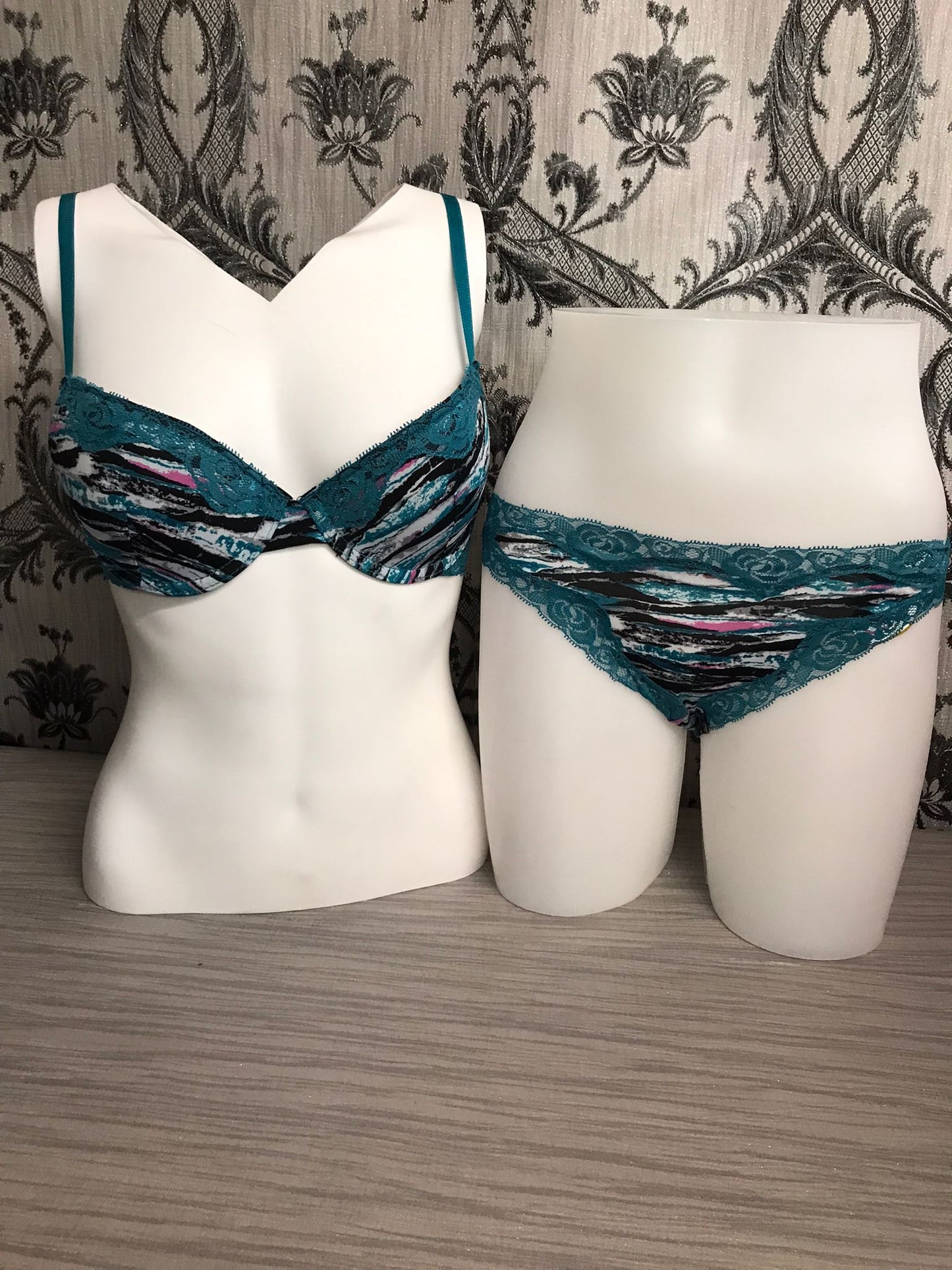 Lace Connection Bra Assorted